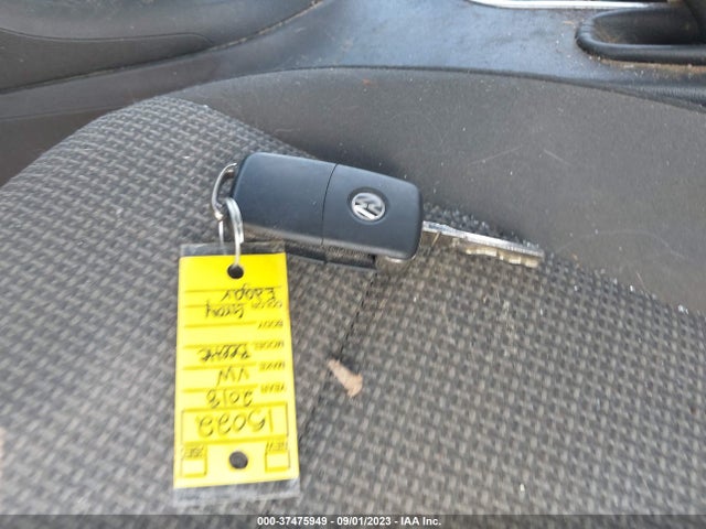 2018 VOLKSWAGEN BEETLE 3VWFD7AT7JM711755 Photo 10
