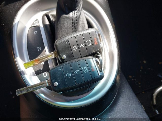 KNDJN2A27E7028006 KIA Soul Base