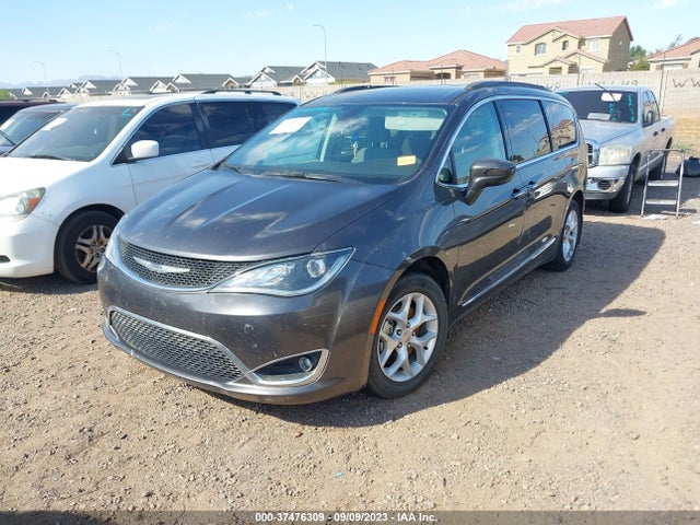 2C4RC1BG7HR841197 Chrysler Pacifica Touring Plus