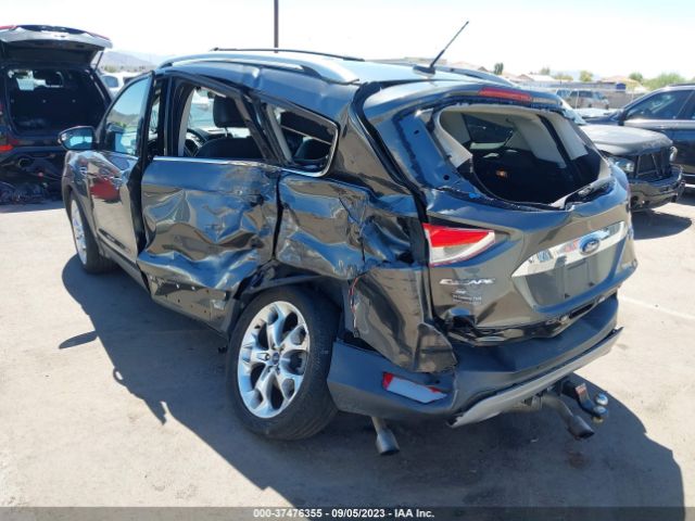 1FMCU0J9XFUB91681 Ford Escape Titanium