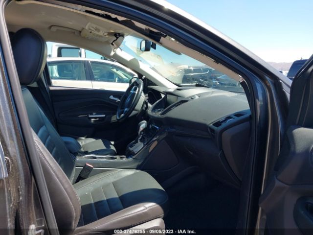 1FMCU0J9XFUB91681 Ford Escape Titanium