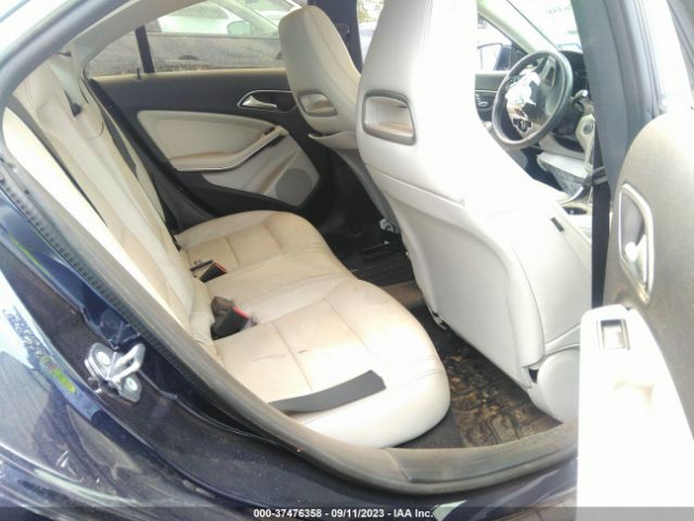 WDDSJ4GB1KN723999 Mercedes-Benz CLA 250