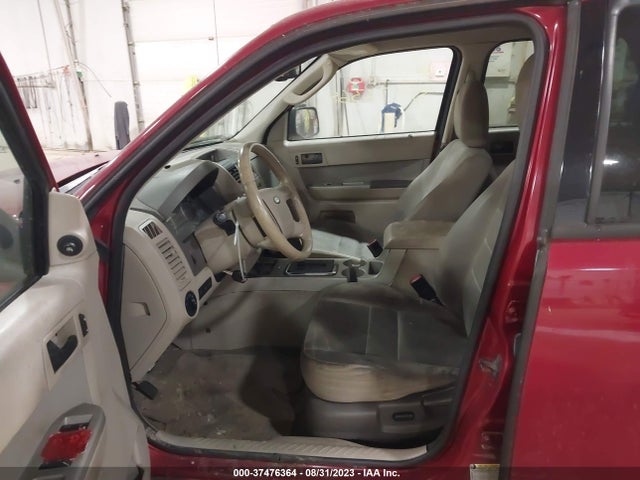 2011 FORD ESCAPE XLT VIN: 1FMCU9D75BKB21395