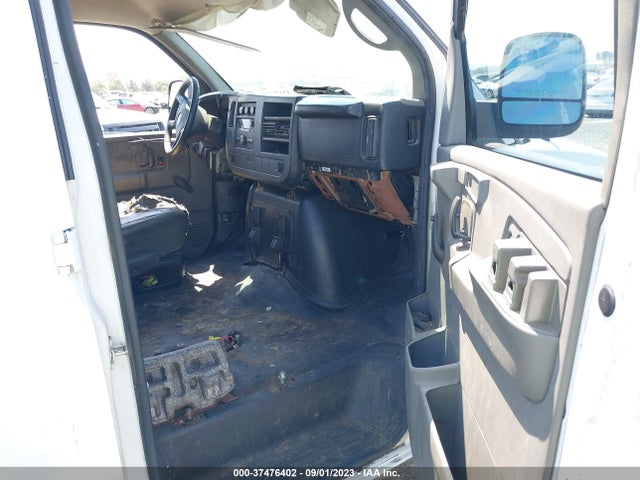 2008 CHEVROLET EXPRESS CARGO VAN VIN: 1GCFG15X081194133