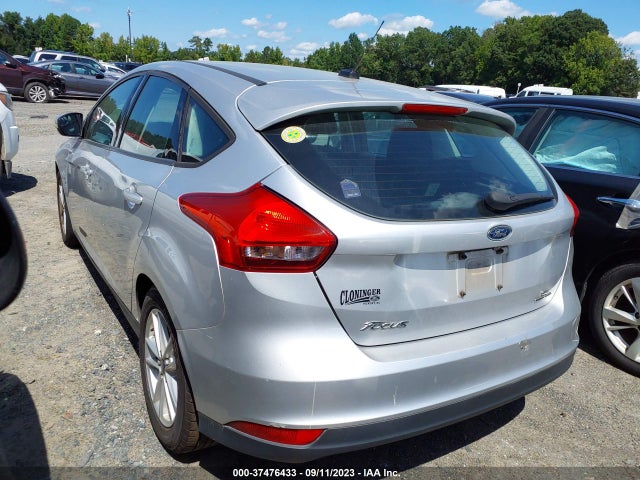 2016 FORD FOCUS SE VIN: 1FADP3K20GL241150