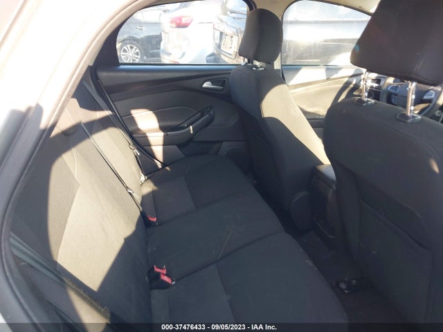2016 FORD FOCUS SE VIN: 1FADP3K20GL241150