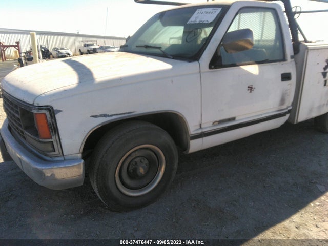 1990 CHEVROLET GMT-400 C2500 VIN: 1GCFC24H8LZ231810