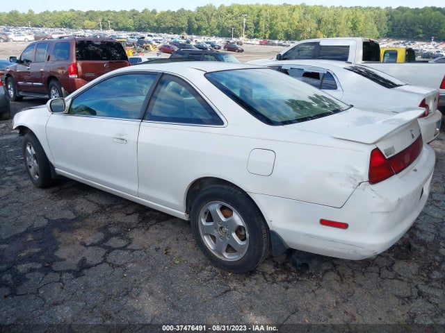 2000 HONDA ACCORD CPE EX W/LEATHER VIN: 1HGCG2257YA031217