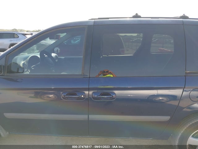 2005 DODGE CARAVAN SXT VIN: 1D4GP45R75B285786