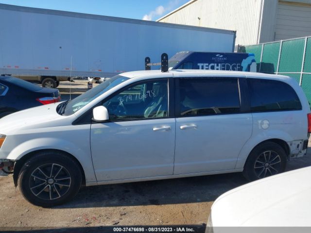 2C4RDGEG3JR189647 Dodge Grand Caravan Gt