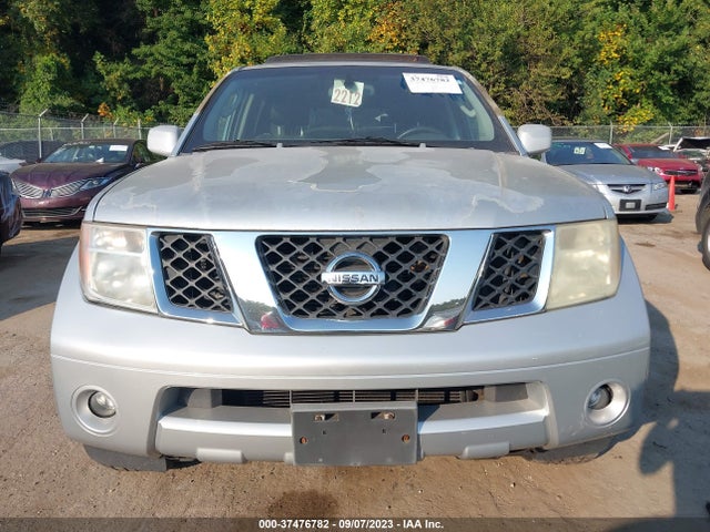 2005 NISSAN PATHFINDER LE VIN: 5N1AR18W75C737562