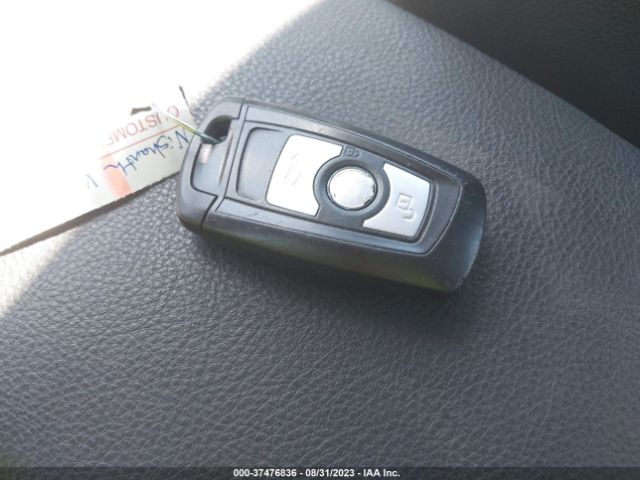 WBA3C3G50ENS70537 BMW 3 Series 320i Xdrive