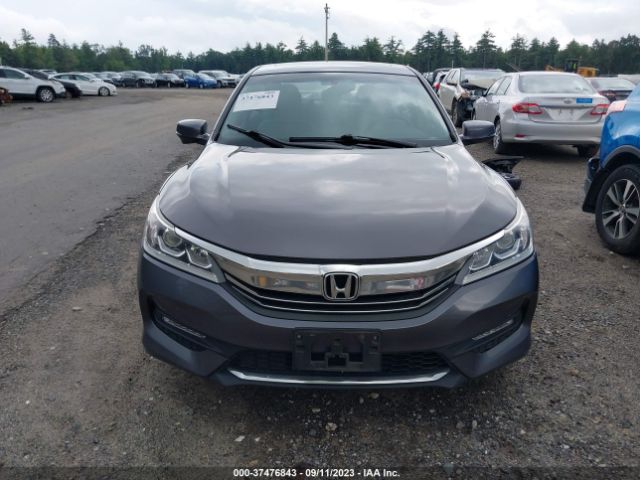1HGCR2F80HA139158 Honda Accord Sedan Ex-l