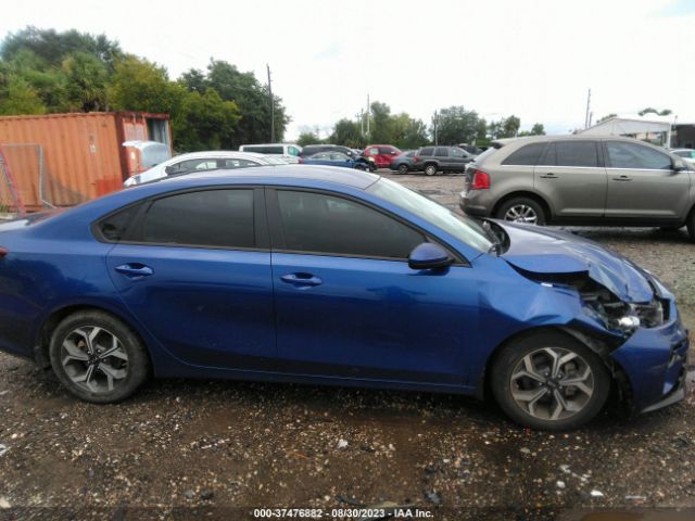 3KPF24AD2KE071594 KIA Forte Lxs