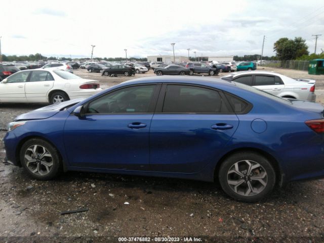 3KPF24AD2KE071594 KIA Forte Lxs