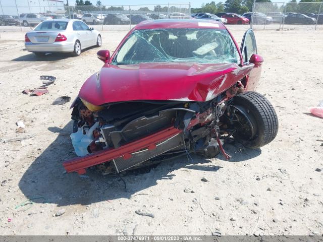 3FA6P0HD2ER182200 Ford FUSION SE