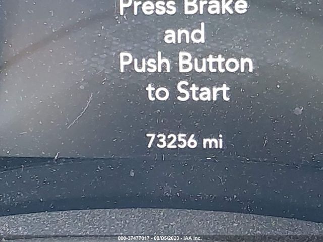 2C3CDXHG4FH827438 Dodge Charger Sxt