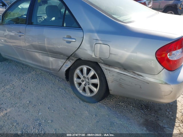 2004 TOYOTA CAMRY LE/XLE VIN: 4T1BF32K94U072154