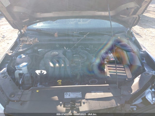 3VW1K7AJ8EM329822 Volkswagen Jetta Sedan S