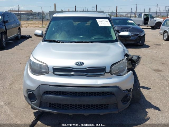 KNDJN2A2XH7433880 KIA Soul Base