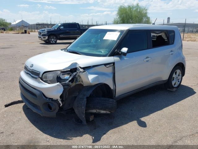 KNDJN2A2XH7433880 KIA Soul Base