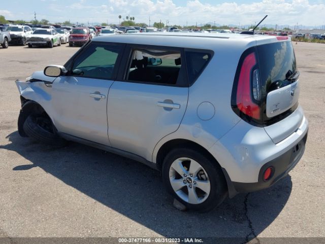 KNDJN2A2XH7433880 KIA Soul Base