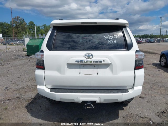 Toyota 4RUNNER SR5 2019 JTEBU5JR5K5668711 Image 16