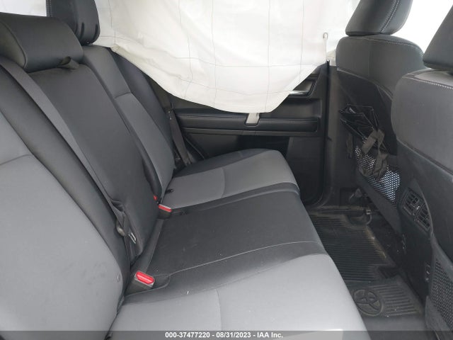 Toyota 4RUNNER SR5 2019 JTEBU5JR5K5668711 Image 8