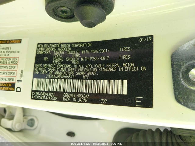 Toyota 4RUNNER SR5 2019 JTEBU5JR5K5668711 Image 9