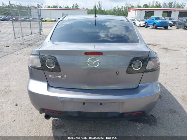 2005 MAZDA MAZDA3 I VIN: JM1BK32F051253889