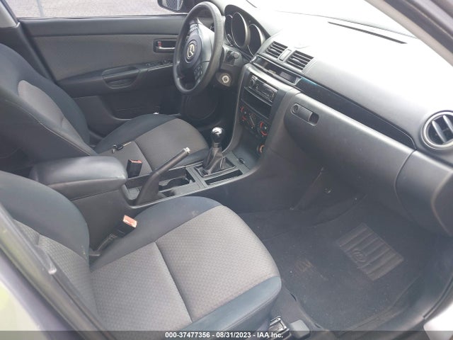 2005 MAZDA MAZDA3 I VIN: JM1BK32F051253889