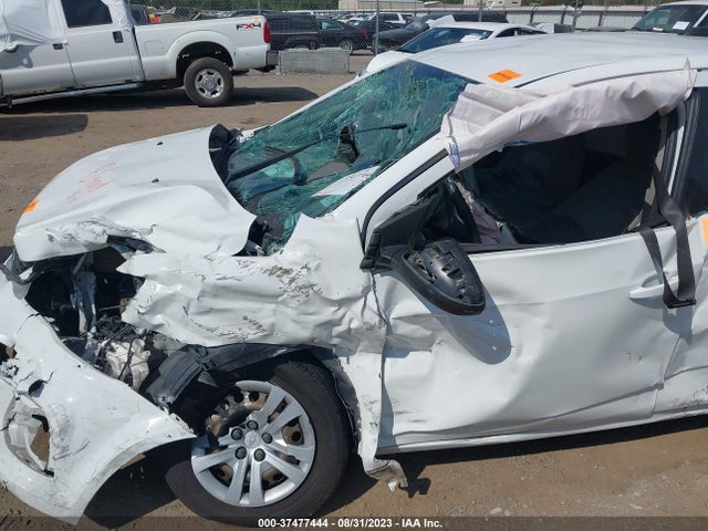 Chevrolet Sonic Ls Auto 2017 1G1JB5SH3H4143939 Image 6