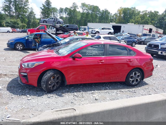 2019 KIA FORTE LXS VIN: 3KPF24AD2KE066802
