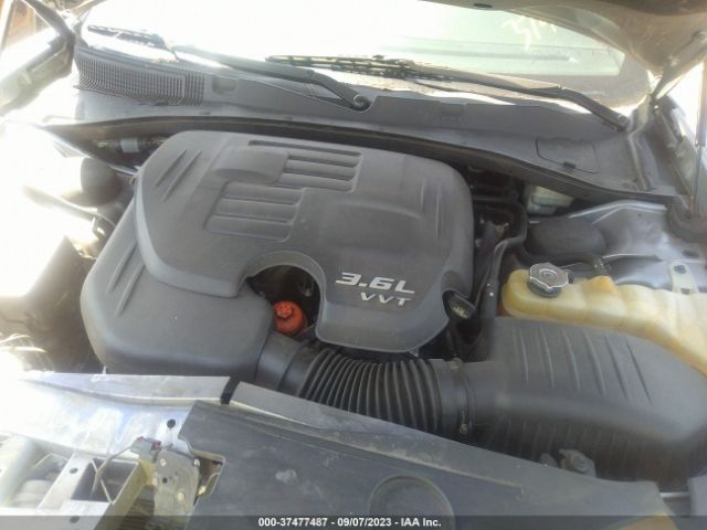 2C3CDXHG8EH325014 Dodge Charger Sxt