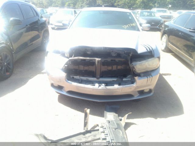2C3CDXHG8EH325014 Dodge Charger Sxt
