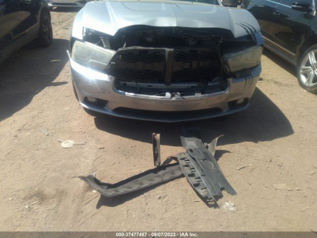 2C3CDXHG8EH325014 Dodge Charger Sxt