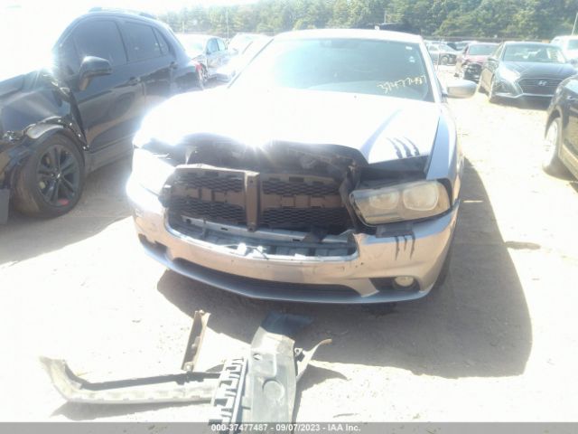 2C3CDXHG8EH325014 Dodge Charger Sxt