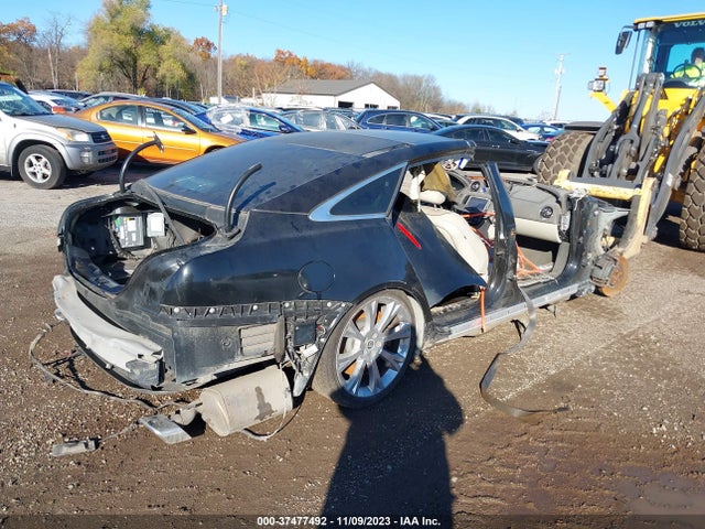 2011 JAGUAR XJ SAJWA2GEXBMV12687 Photo 3