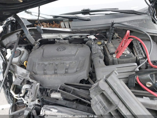 3VV2B7AX2JM018474 Volkswagen Tiguan Sel/se