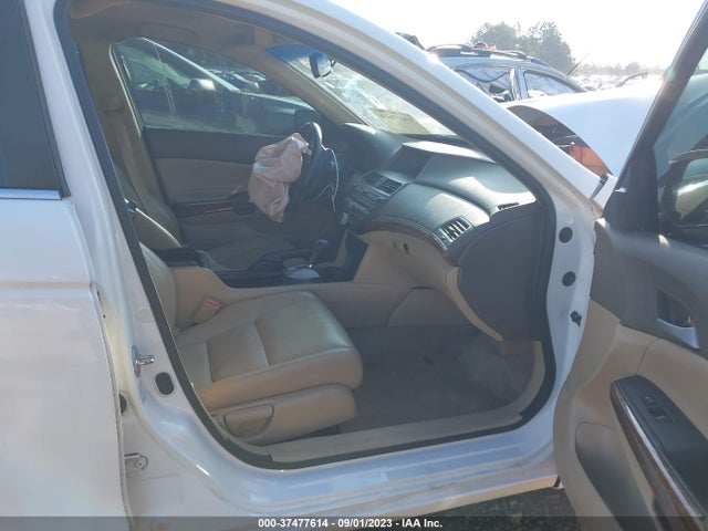 2010 HONDA ACCORD SDN EX-L VIN: 1HGCP2F84AA049331