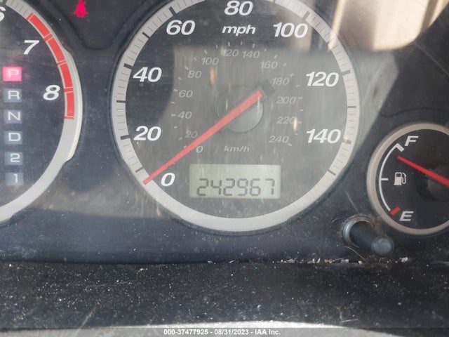 2005 HONDA CR-V LX VIN: JHLRD785X5C043600