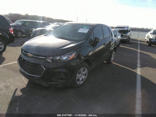 Chevrolet TRAX LS 2018 3GNCJKSB6JL418093 Image 2