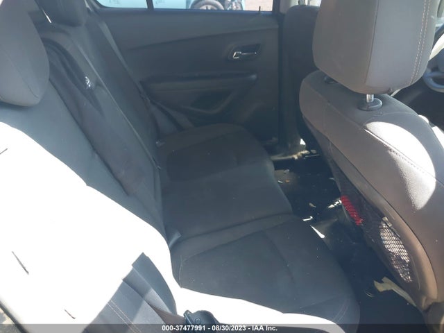 Chevrolet TRAX LS 2018 3GNCJKSB6JL418093 Image 8
