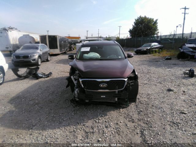 5XYPGDA3XJG349818 KIA SORENTO LX