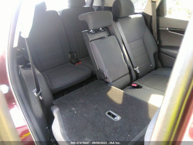 5XYPGDA3XJG349818 KIA SORENTO LX