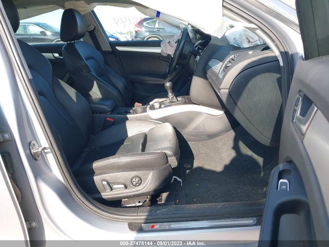 WAUHFAFL3GN000786 Audi A4 Premium Plus