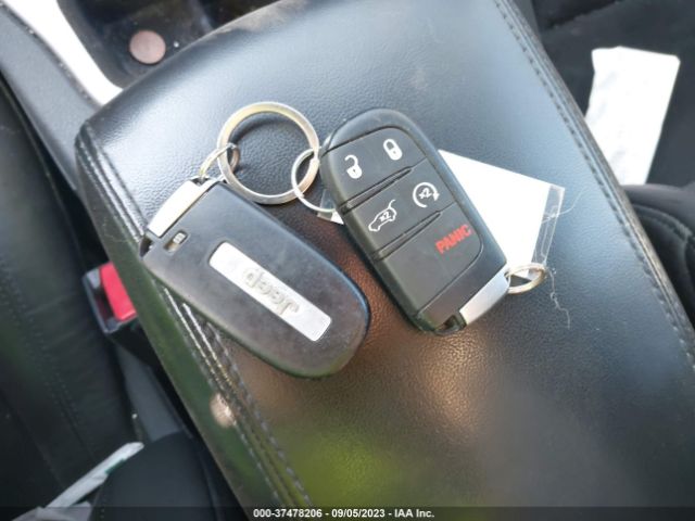 1C4RJFAG8JC410399 Jeep Grand Cherokee Altitude