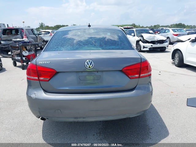1VWAP7A36EC003070 Volkswagen PASSAT S