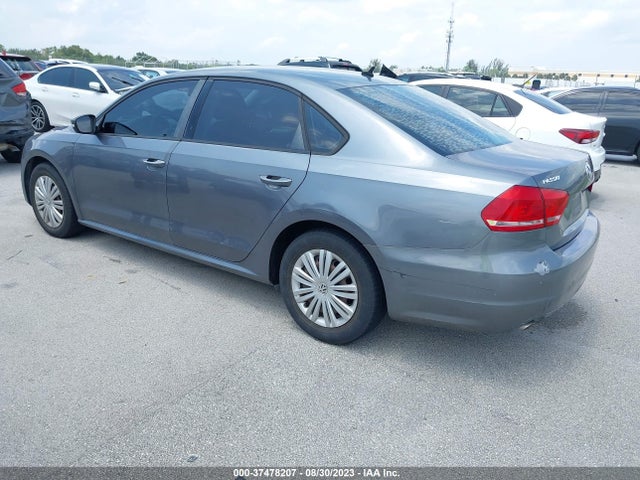 1VWAP7A36EC003070 Volkswagen PASSAT S