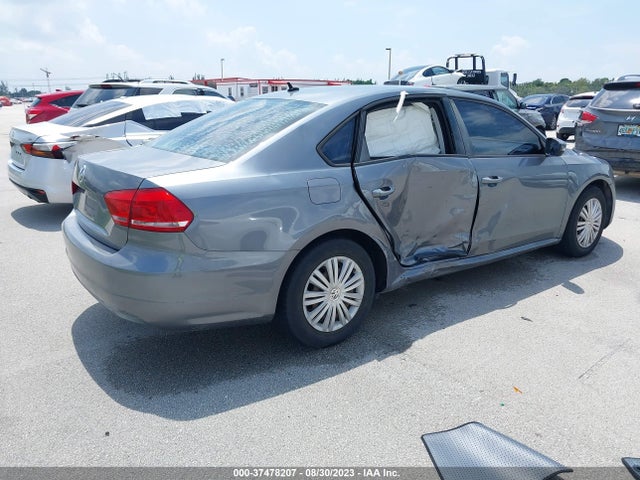 1VWAP7A36EC003070 Volkswagen PASSAT S
